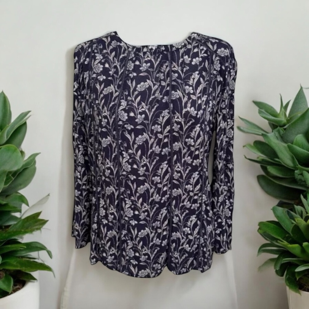 CASLON Women’s Floral Bell Sleeves Button Back Blouse Blue Size M